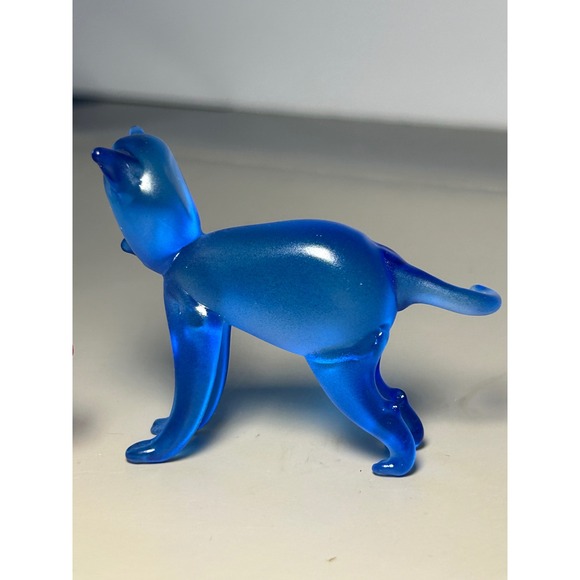 Set of 4 Frosted Glass Cat Figurines Pink Blue Purple Green Art Glass Miniatures - Picture 8 of 16